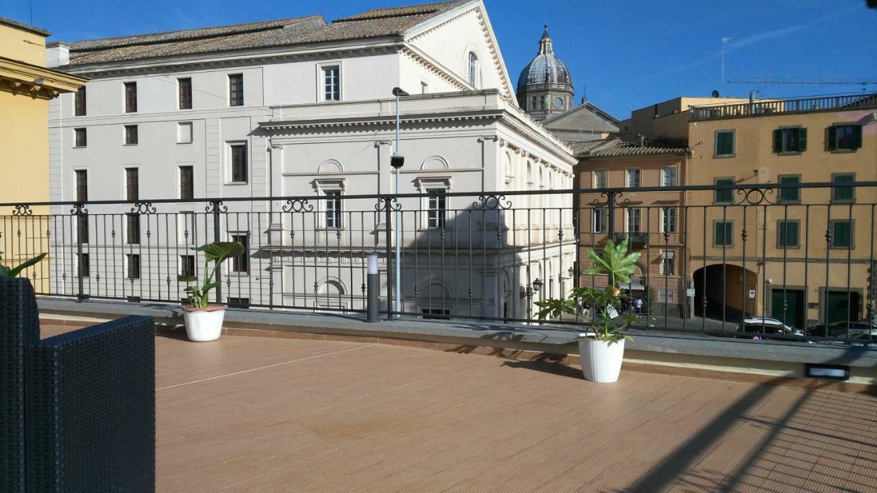 Palazzo Verdi Holiday Viterbo Exterior photo